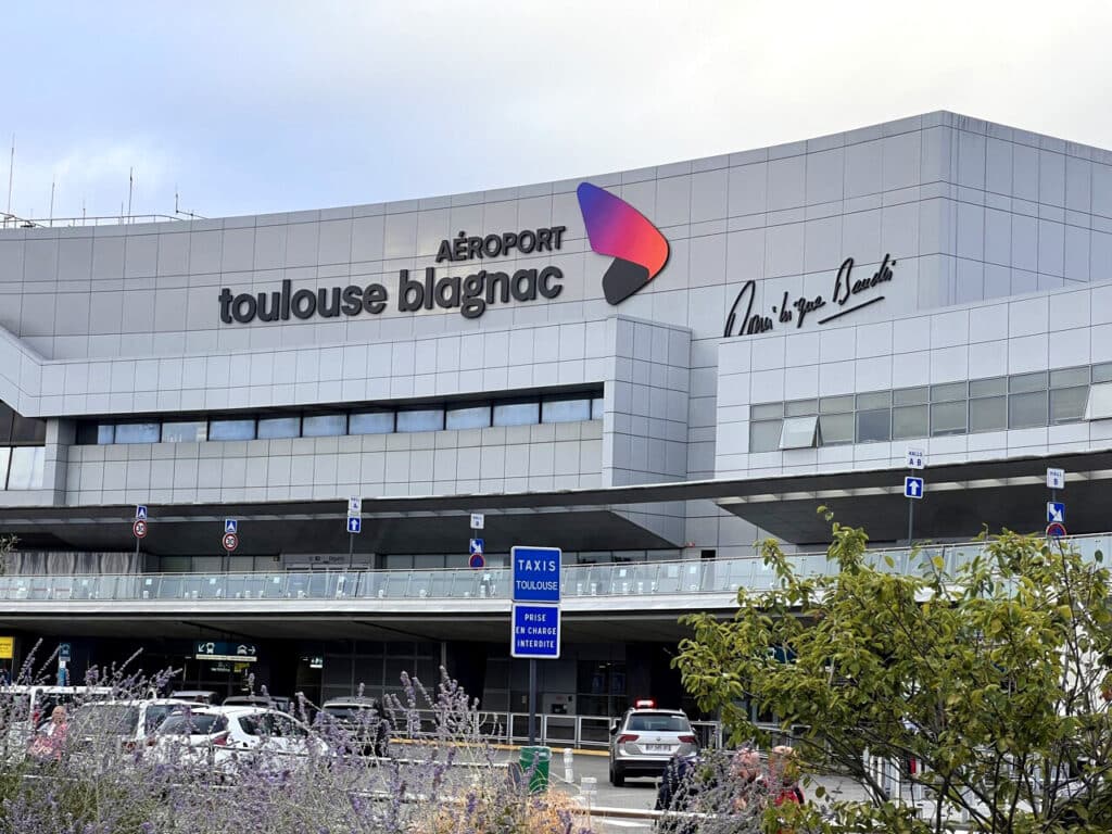 Toulouse-Blagnac Airport (TLS)