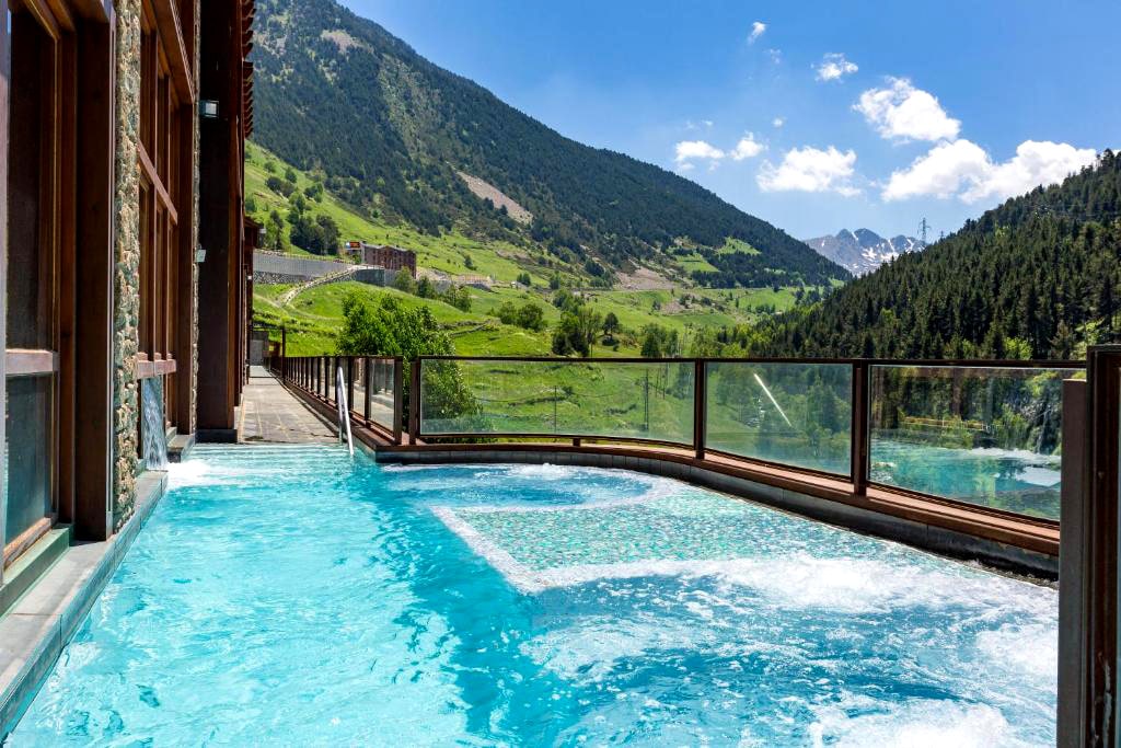 Sport Hotel Hermitage balcony pool