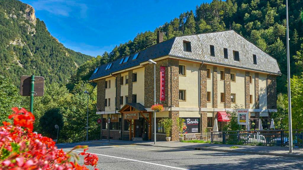 Hotel Palarine